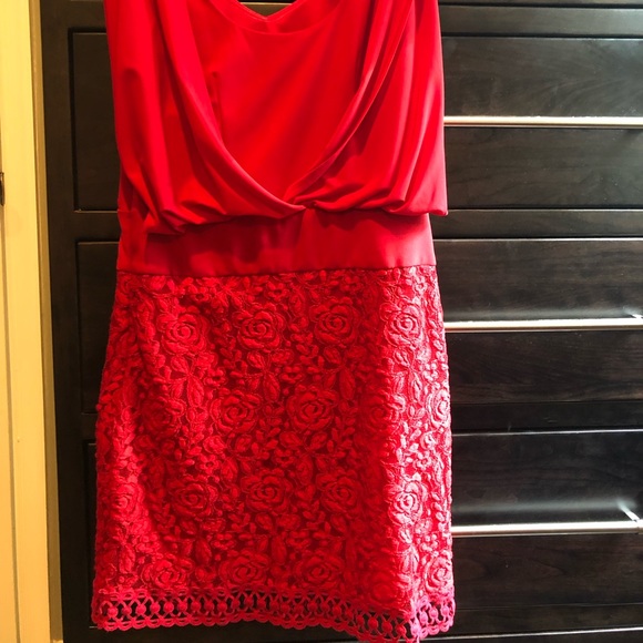 Laundry! Holiday dress! - Picture 1 of 5